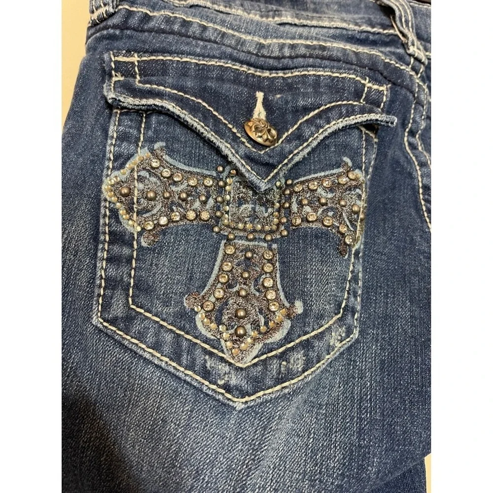 Miss Me JP5046-2 Bootcut Jeans Blue Denim Rhinestone Cross Flap Pocket Womens 31